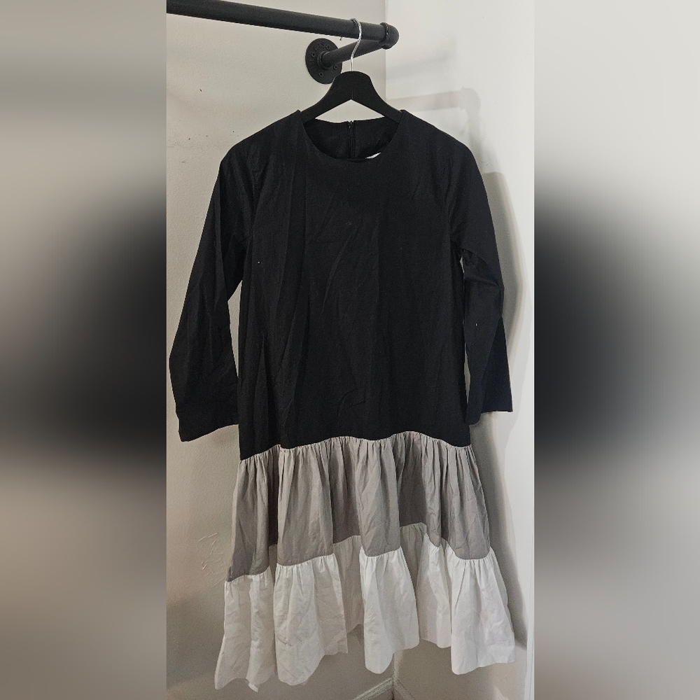 BYRD Color Block Long Sleeve Maxi Dress